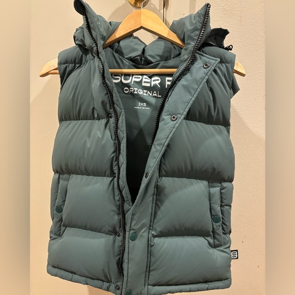 Aritzia Jackets & Blazers - The Super Puff™ Vest - cliMATTE™